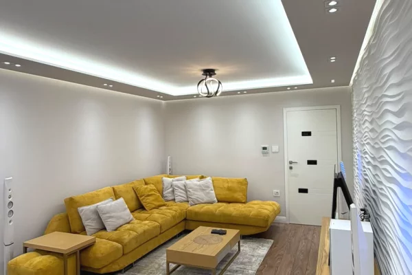 Shtepi ne shitje Apartament ne Tirane, 2+1, Mobilimi E mobiluar, Pagesa 25,500,000  Leke.