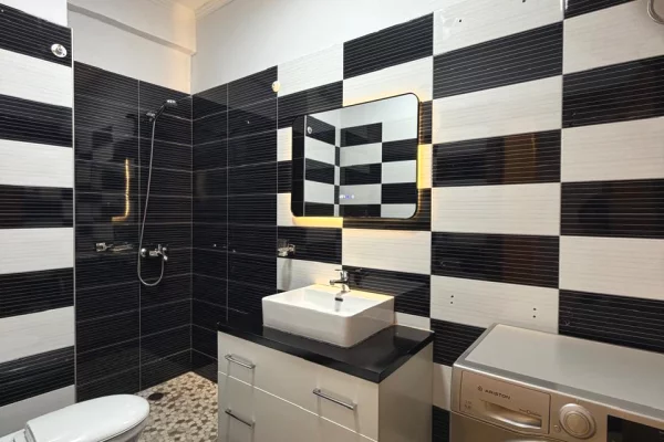 Shtepi ne shitje Apartament ne Tirane, 1+1, Mobilimi E mobiluar, Pagesa 14,200,000  Leke.