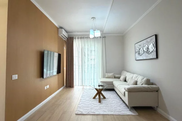 Shtepi ne shitje Apartament ne Tirane, 1+1, Mobilimi E mobiluar, Pagesa 14,200,000  Leke.