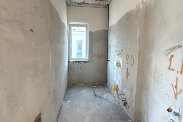 Shtepi ne shitje Vila Luksoze ne Tirane, 4+1, Mobilimi Bosh, pa mobiluar, Pagesa 1,400,000  Euro.