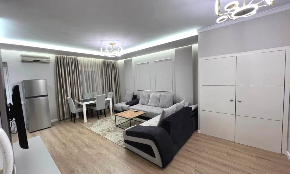 Shtepi me qera Apartament ne Tirane, 2+1, Mobilimi E mobiluar, Pagesa 60,000  Leke.
