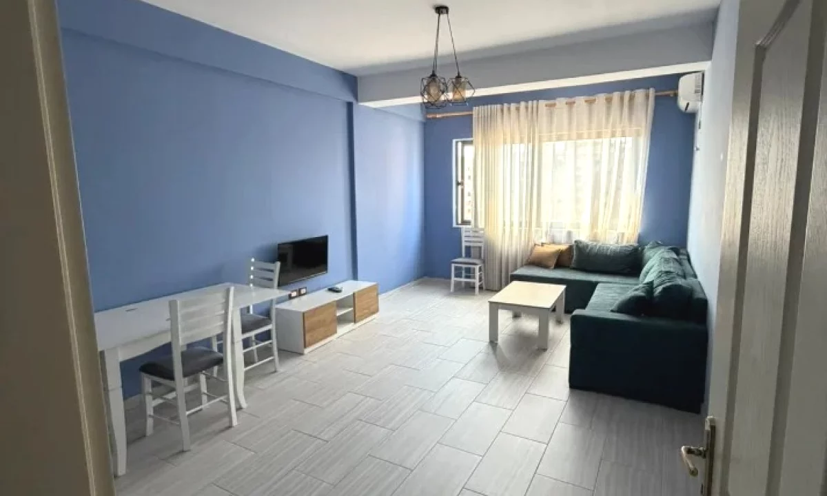 Shtepi me qera Apartament ne Tirane, 1+1, Mobilimi E mobiluar, Pagesa 500  Euro.
