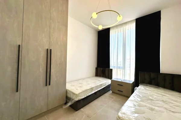 Shtepi me qera Apartament ne Tirane, 2+1, Mobilimi E mobiluar, Pagesa 1,300  Euro.