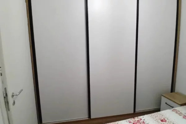 Shtepi me qera Apartament ne Tirane, 1+1, Mobilimi E mobiluar, Pagesa 45,000  Leke.