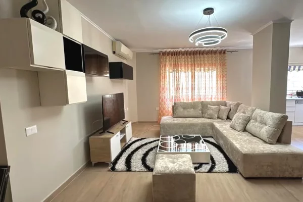Shtepi me qera Apartament ne Tirane, 2+1, Mobilimi E mobiluar, Pagesa 80,000  Leke.