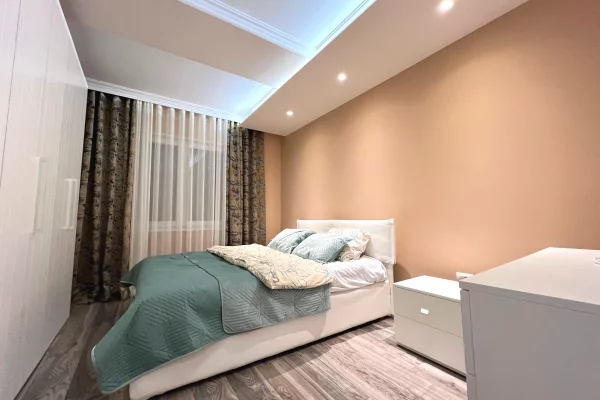Shtepi me qera Apartament ne Tirane, 1+1, Mobilimi E mobiluar, Pagesa 900  Euro.