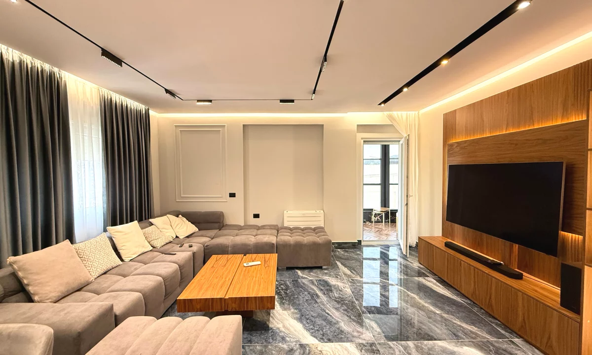 Shtepi me qera Apartament ne Tirane, 2+1, Mobilimi E mobiluar, Pagesa 150,000  Leke.