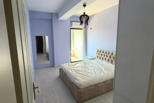 Shtepi me qera Apartament ne Tirane, 1+1, Mobilimi E mobiluar, Pagesa 500  Euro.