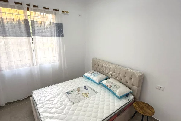 Shtepi me qera Apartament ne Tirane, 1+1, Mobilimi E mobiluar, Pagesa 52,000  Leke.