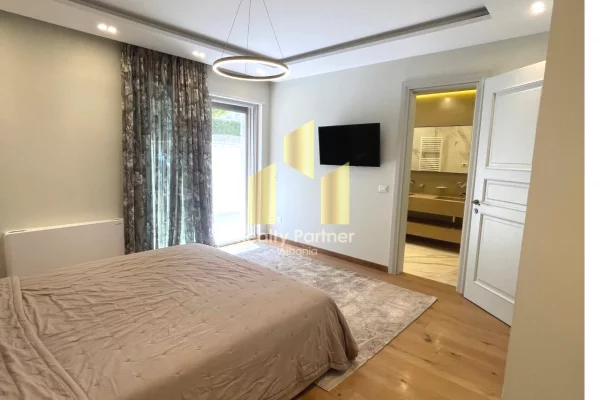 Shtepi me qera Apartament ne Tirane, 2+1, Mobilimi E mobiluar, Pagesa 2,000  Euro.