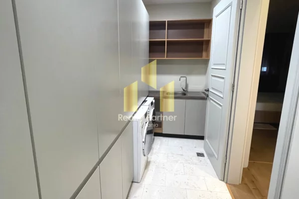 Shtepi me qera Apartament ne Tirane, 2+1, Mobilimi E mobiluar, Pagesa 2,000  Euro.