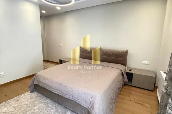 Shtepi me qera Apartament ne Tirane, 2+1, Mobilimi E mobiluar, Pagesa 2,000  Euro.
