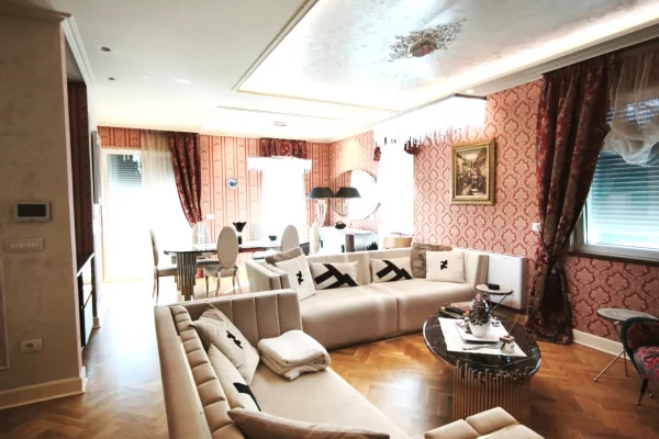Shtepi me qera Apartament ne Tirane, 2+1, Mobilimi E mobiluar, Pagesa 1,800  Euro.