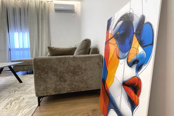 Shtepi me qera Apartament ne Tirane, 2+1, Mobilimi E mobiluar, Pagesa 900  Euro.