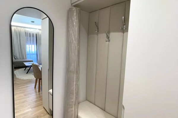 Shtepi me qera Apartament ne Tirane, 2+1, Mobilimi E mobiluar, Pagesa 900  Euro.
