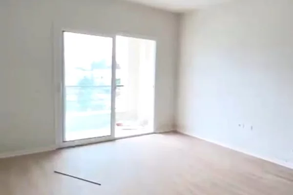 Shtepi ne shitje 2+1 ne Tirane - 140,000 Euro