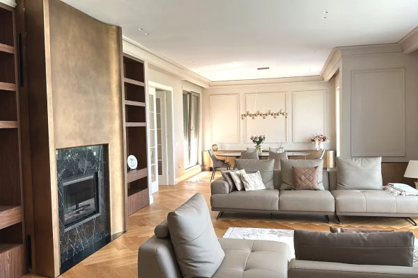 Shtepi me qera 7+1 ne Tirane - 10,000 Euro