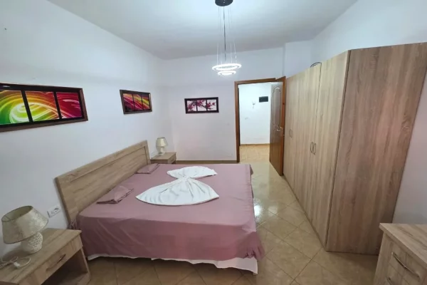 Shtepi me qera Apartament ne Tirane, 1+1, Mobilimi E mobiluar, Pagesa 50,000  Leke.