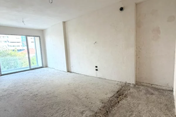 Shtepi ne shitje Apartament ne Tirane, 1+1, Mobilimi Bosh, pa mobiluar, Pagesa 146,600  Euro.