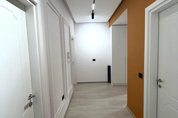 Shtepi me qera 2+1 ne Tirane - 60,000 Leke