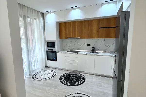 Shtepi me qera Apartament ne Tirane, 2+1, Mobilimi E mobiluar, Pagesa 60,000  Leke.