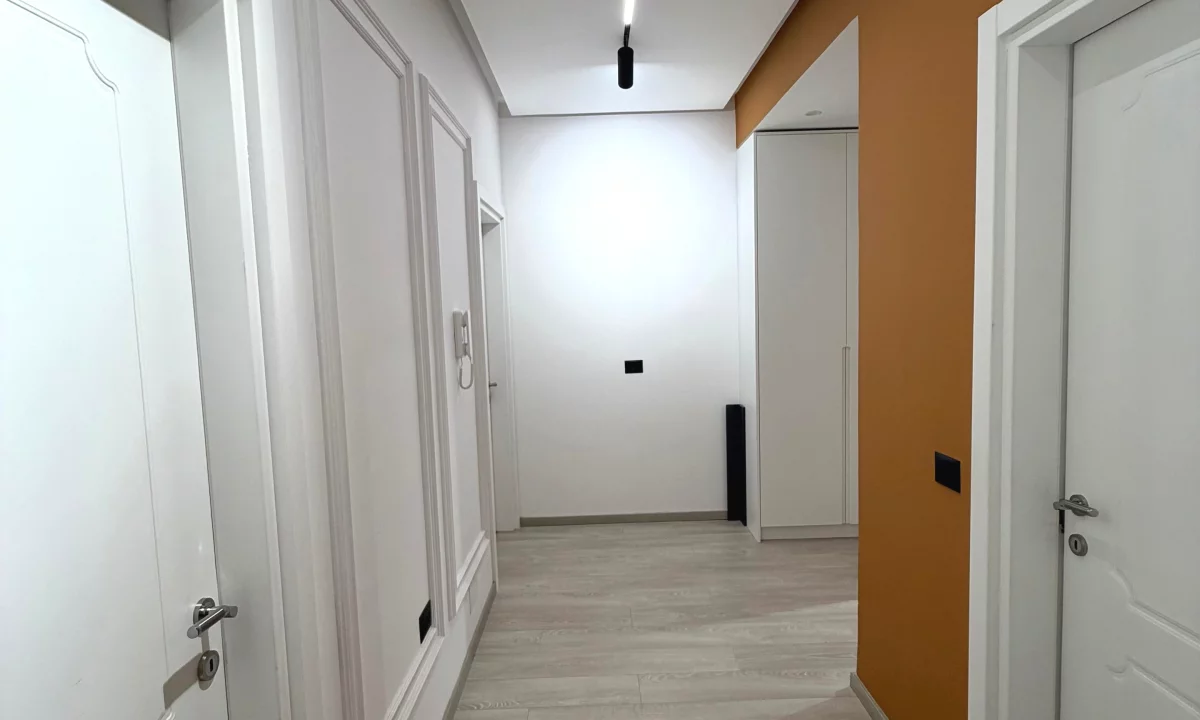 Shtepi me qera Apartament ne Tirane, 2+1, Mobilimi E mobiluar, Pagesa 60,000  Leke.