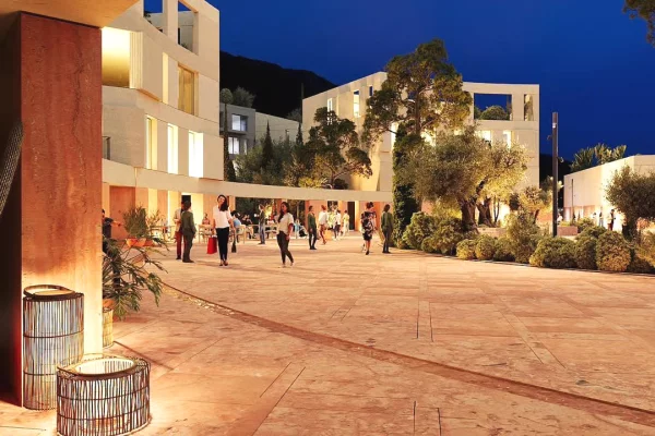 Shtepi ne shitje Apartament ne Himare, 2+1, Mobilimi Bosh, pa mobiluar, Pagesa 406,196  Euro.