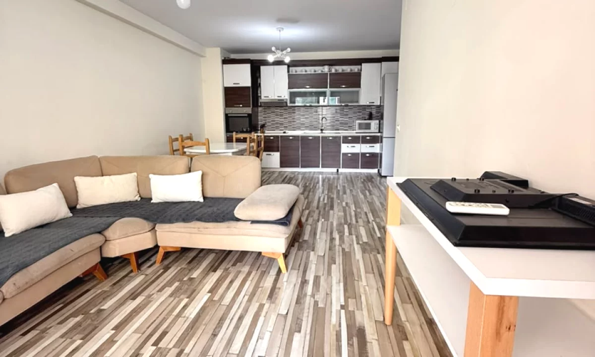 Shtepi ne shitje Apartament ne Tirane, 2+1, Mobilimi E mobiluar, Pagesa 26,500,000  Leke.