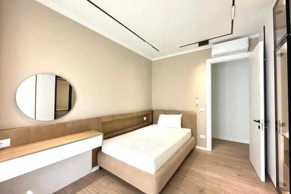 Shtepi me qera Apartament ne Tirane, 3+1, Mobilimi E mobiluar, Pagesa 2,000  Euro.