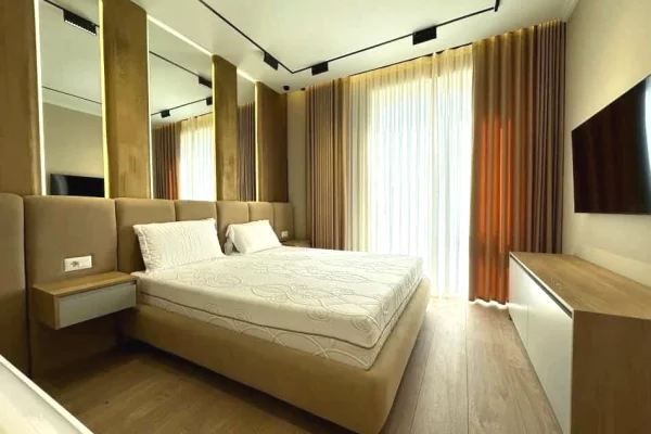 Shtepi me qera Apartament ne Tirane, 3+1, Mobilimi E mobiluar, Pagesa 2,000  Euro.