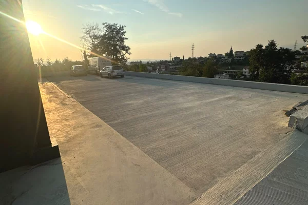 Ambient biznesi me qera 4+1 ne Tirane - 1,200 Euro
