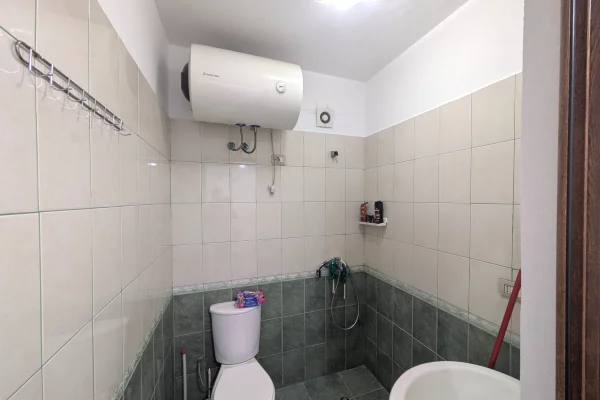 Shtepi me qera Apartament ne Tirane, 1+1, Mobilimi E mobiluar, Pagesa 38,000  Leke.