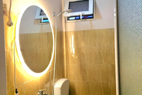Shtepi me qera Apartament ne Tirane, 3+1, Mobilimi E mobiluar, Pagesa 850  Euro.