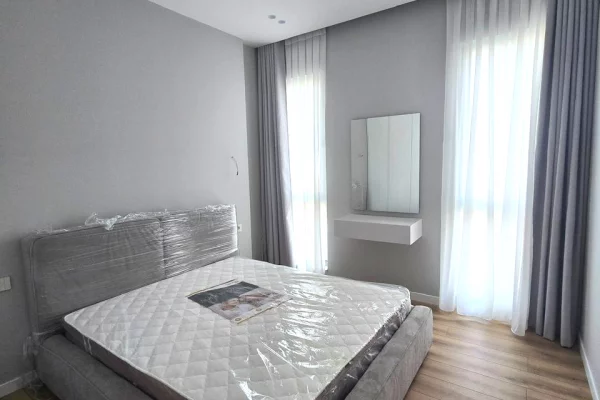 Shtepi me qera Apartament ne Tirane, 1+1, Mobilimi E mobiluar, Pagesa 1,200  Euro.