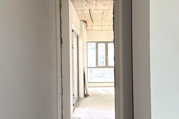 Shtepi ne shitje Apartament ne Tirane, 2+1, Mobilimi Bosh, pa mobiluar, Pagesa 39,000,000  Leke.