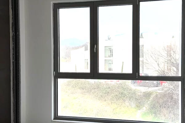 Shtepi ne shitje Apartament ne Tirane, 2+1, Mobilimi Bosh, pa mobiluar, Pagesa 39,000,000  Leke.