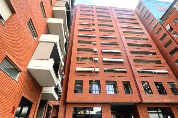 Shtepi ne shitje 2+1 ne Tirane - 15,000,000 Leke