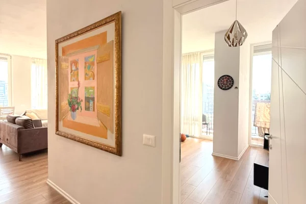 Shtepi ne shitje Apartament ne Tirane, 2+1, Mobilimi E mobiluar, Pagesa 29,500,000  Leke.