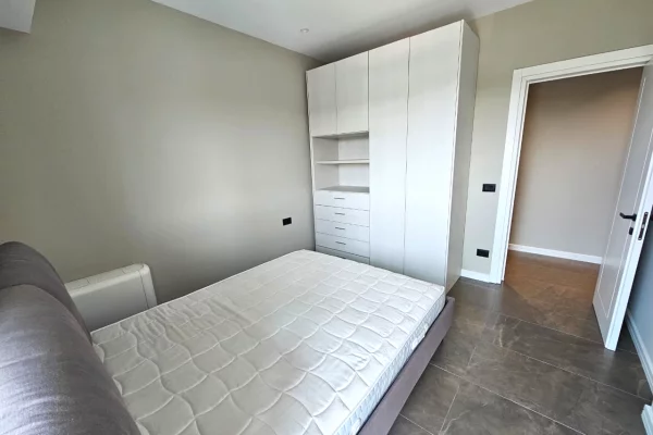 Shtepi me qera Apartament ne Tirane, 2+1, Mobilimi E mobiluar, Pagesa 250,000  Leke.