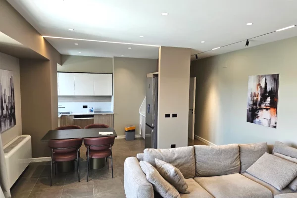 Shtepi me qera Apartament ne Tirane, 2+1, Mobilimi E mobiluar, Pagesa 250,000  Leke.