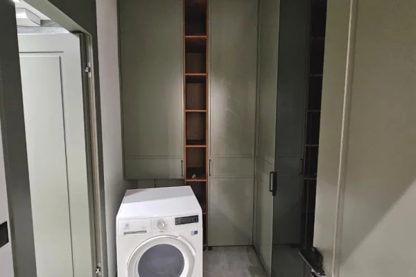 Shtepi me qera Apartament ne Tirane, 2+1, Mobilimi E mobiluar, Pagesa 250,000  Leke.