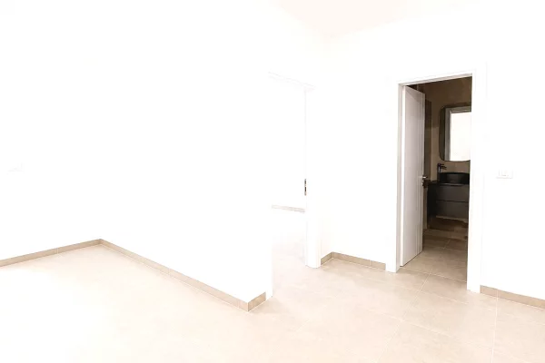 Shtepi ne shitje Apartament ne Durres, 1+1, Mobilimi Pjeserisht e mobiluar, Pagesa 100,000  Euro.