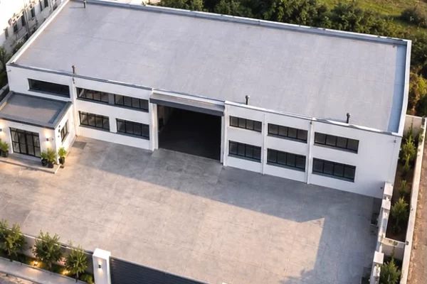 Ambient biznesi ne shitje 4+1 ne Tirane - 12,000,000 Euro