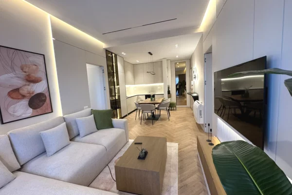 Shtepi ne shitje Apartament ne Tirane, 2+1, Mobilimi E mobiluar, Pagesa 410,000  Euro.