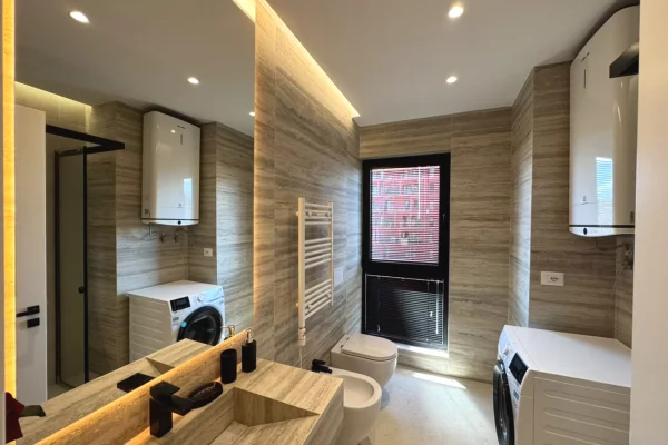 Shtepi ne shitje Apartament ne Tirane, 2+1, Mobilimi E mobiluar, Pagesa 410,000  Euro.