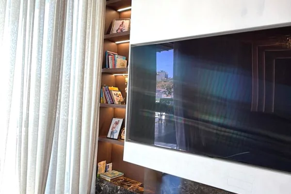 Shtepi ne shitje Apartament ne Tirane, 4+1, Mobilimi E mobiluar, Pagesa 570,000  Euro.