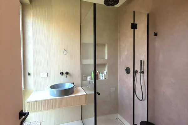Shtepi ne shitje Apartament ne Tirane, 7+1, Mobilimi E mobiluar, Pagesa 2,000,000  Euro.