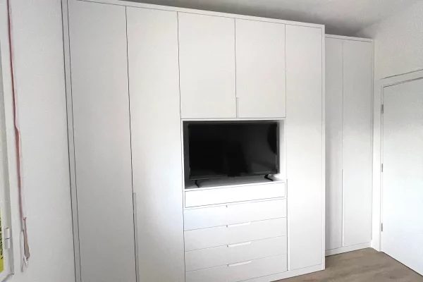 Shtepi ne shitje Apartament ne Tirane, 1+1, Mobilimi E mobiluar, Pagesa 139,000  Euro.