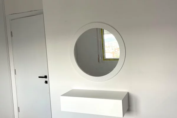 Shtepi ne shitje Apartament ne Tirane, 1+1, Mobilimi E mobiluar, Pagesa 139,000  Euro.