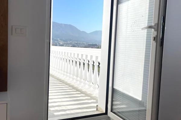 Shtepi ne shitje Apartament ne Tirane, 1+1, Mobilimi E mobiluar, Pagesa 139,000  Euro.